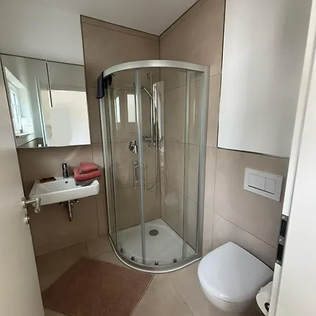 Felsenblick アパート